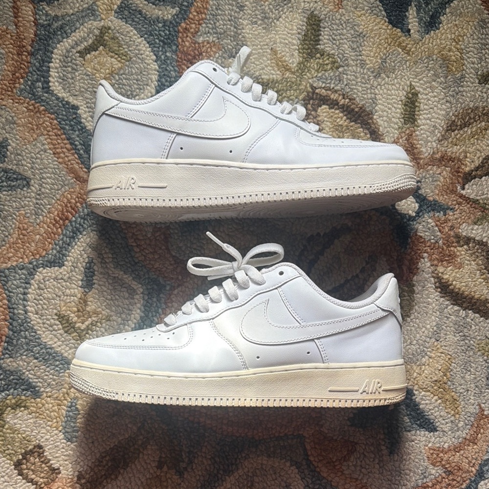 Nike Air Force 1 Low Triple White